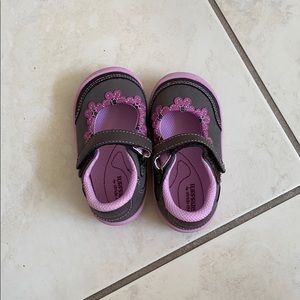 stride rite toddler shoes